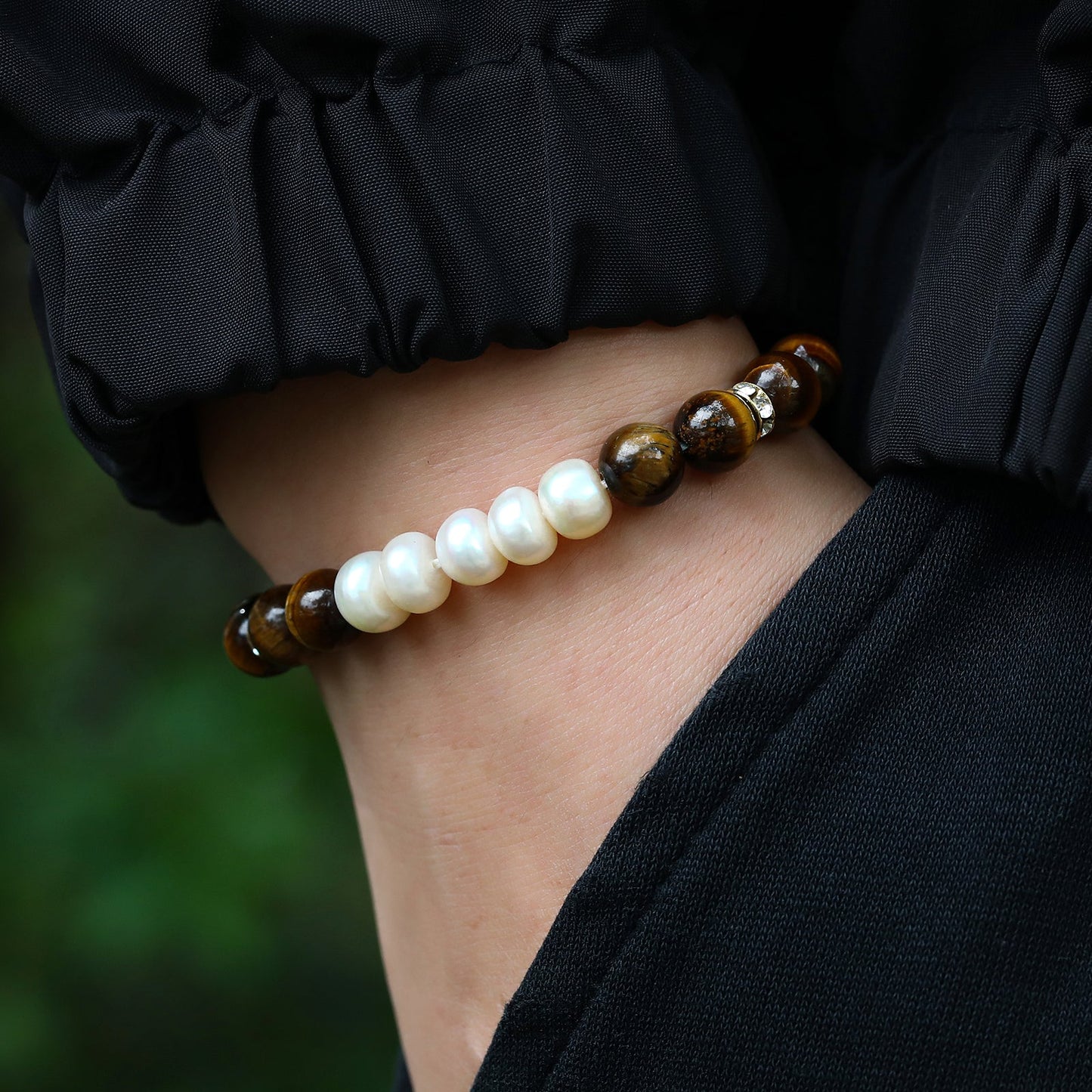 Dual Gaze: Blue Tiger‘s Eye, Golden Tiger’s Eye & Pearl Bracelet - Nokovia
