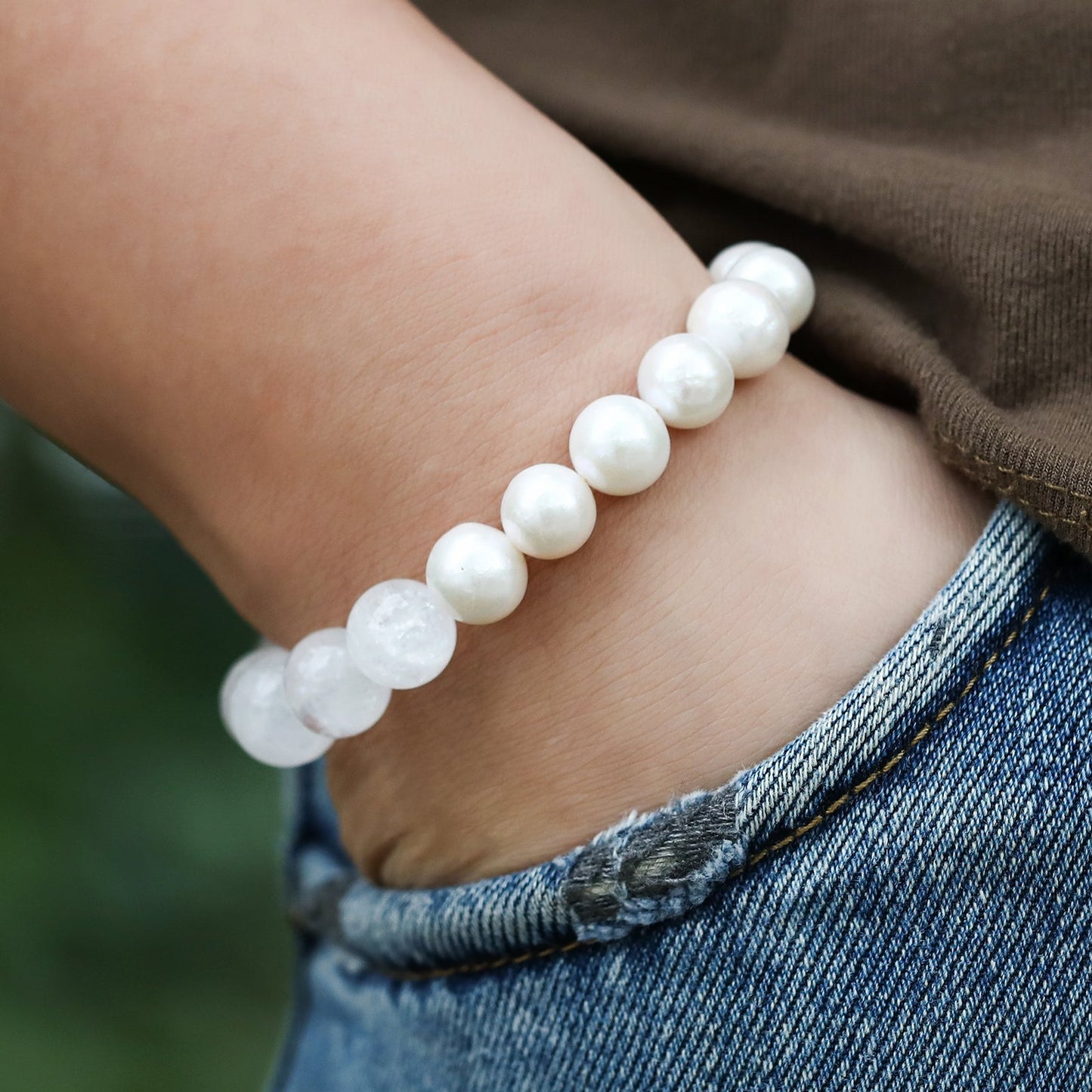 Lunar Dew: Freshwater Pearl & White Aze Crystal Bracelet - Nokovia